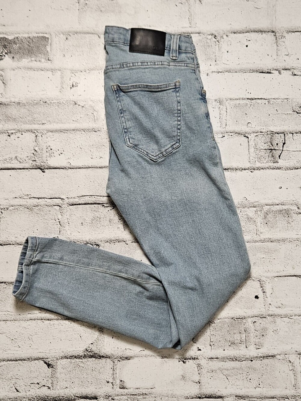 Zara Light Wash Straight Leg Jeans Women Size 32 High Rise Denim
